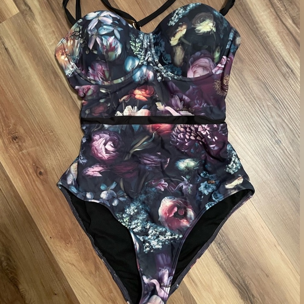 Ted Baker Shadow One Piece Swimsuit - Picture 2 of 9